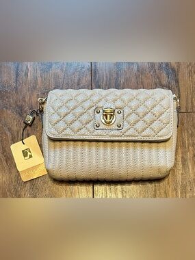 NWT Da Milano Italia Off-White/Stone Quilted Leather Crossbody Bag NWT